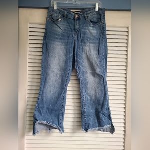 Dollhouse Farrah cropped jeans size 14